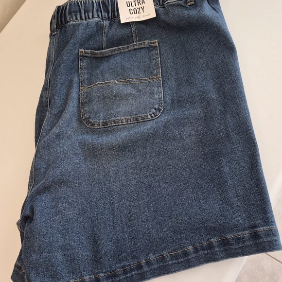 Denim Blue Casual Shorts - Picture 2 of 2